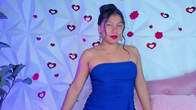 Snapshot of LinnaGardenia chatting on 03-05-25, 02:12 LinnaGardenia online show from 03-05-25, 02:12