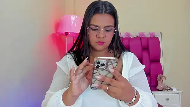 Snapshot of Gabriela_Brown chatting on 12-13-24, 03:32 Gabriela Brown online show from 12-13-24, 03:32