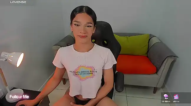 Snapshot of Dany-Sexy chatting on 02-19-25, 06:10 Dany-Sexy online show from 02-19-25, 06:10