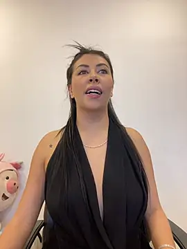 Alanna atm  online show from 07-18-26, 12:31
