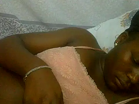 Snapshot of pretty_nanah chatting on 10-10-25, 09:14 pretty nanah online show from 10-10-25, 09:14