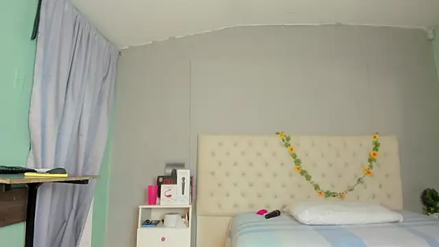 nami sam01 online show from 02-21-25, 12:28