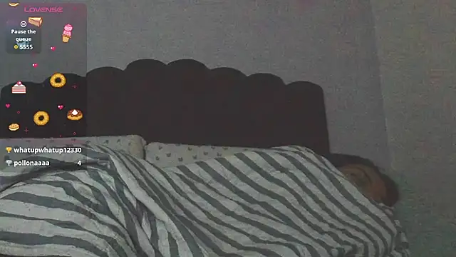 Snapshot of Sofia_Clauss_ chatting on 11-04-25, 09:52 Sofia Clauss online show from 11-04-25, 09:52