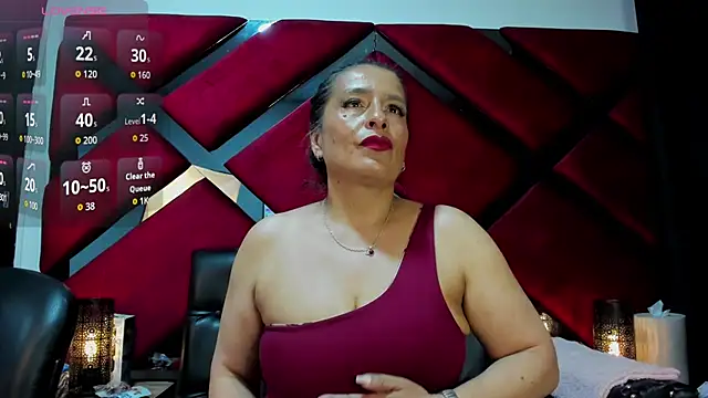 Snapshot of Kendra-Foxxy chatting on 11-22-25, 12:20 Kendra-Foxxy online show from 11-22-25, 12:20