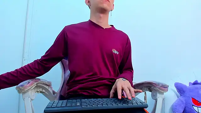 JeanRam18 online show from 12-19-25, 12:01