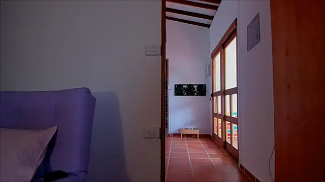 Snapshot of Lauren_A chatting on 01-17-25, 05:41 Lauren A online show from 01-17-25, 05:41