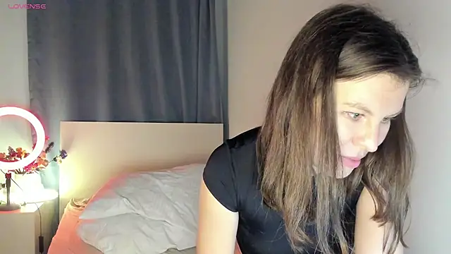 Snapshot of fifth_element chatting on 02-02-25, 01:45 fifth element online show from 02-02-25, 01:45