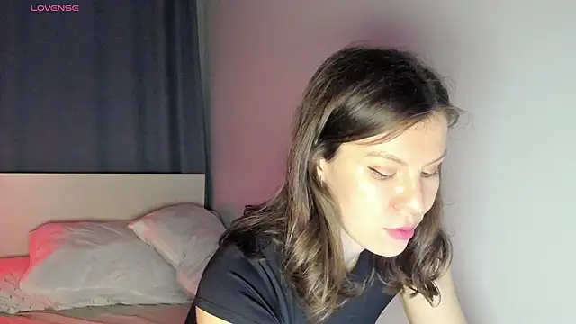 Snapshot of fifth_element chatting on 02-08-25, 12:17 fifth element online show from 02-08-25, 12:17