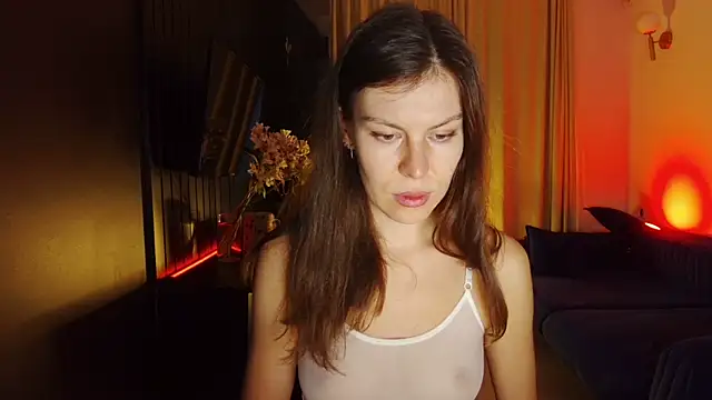 Snapshot of fifth_element chatting on 12-14-25, 10:03 fifth element online show from 12-14-25, 10:03