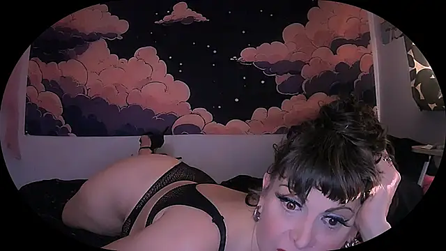 HeyyImHarlowe online show from 07-09-26, 11:14
