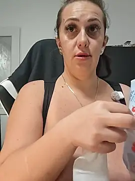 Snapshot of AvaLloyd chatting on 11-19-25, 02:55 AvaLloyd online show from 11-19-25, 02:55