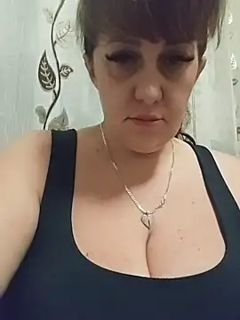 Snapshot of AvaLloyd chatting on 12-03-25, 02:08 AvaLloyd online show from 12-03-25, 02:08