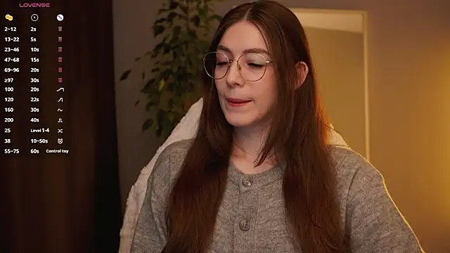 Ester Hill online show from 11-26-25, 04:57