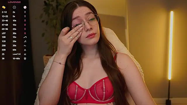 Ester Hill online show from 02-14-26, 02:52