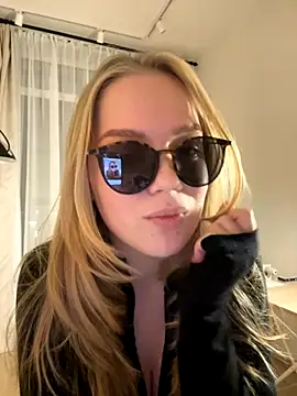 Little Forest ELF online show from 11-19-25, 06:19