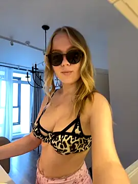 Little Forest ELF online show from 11-23-25, 08:47