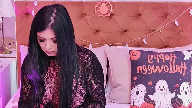 EmilyColle  online show from 10-29-25, 05:42