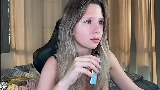 Ameliia castro online show from 10-05-25, 09:51