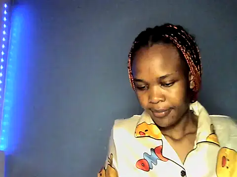 Snapshot of cyberbunnie chatting on 03-02-25, 10:35 cyberbunnie online show from 03-02-25, 10:35