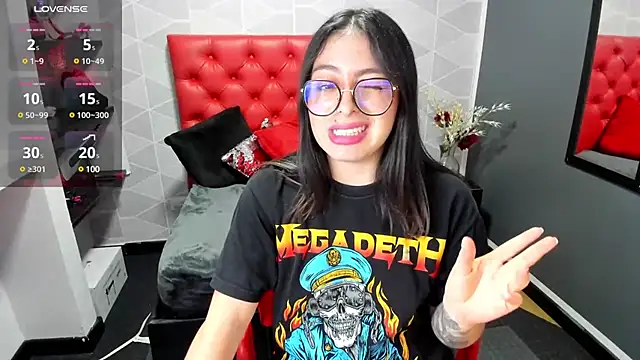 MiaWils  online show from 03-11-25, 01:05