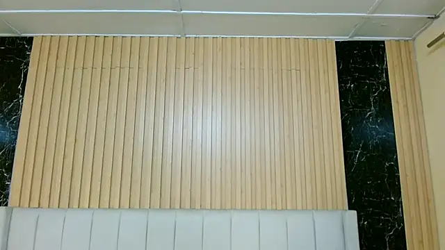 MilanZaire online show from 12-14-25, 04:01