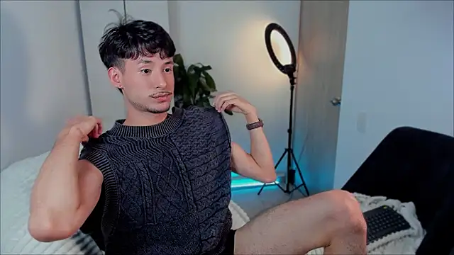 Snapshot of dimitri_targaryen chatting on 12-28-24, 02:43 dimitri targaryen online show from 12-28-24, 02:43