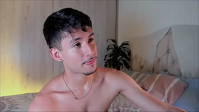 Snapshot of dimitri_targaryen chatting on 09-10-25, 02:33 dimitri targaryen online show from 09-10-25, 02:33