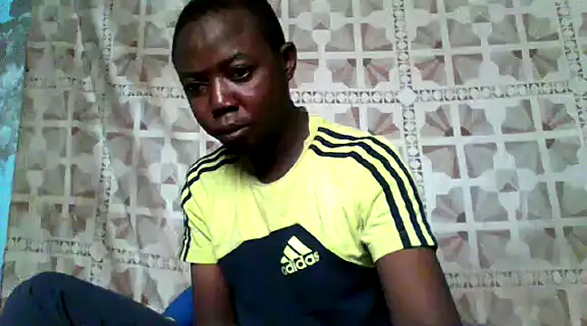 Snapshot of little__joy chatting on 02-16-25, 12:32 little  joy online show from 02-16-25, 12:32