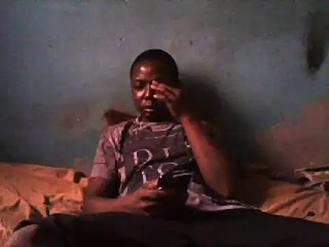 Snapshot of little__joy chatting on 02-27-25, 03:05 little  joy online show from 02-27-25, 03:05