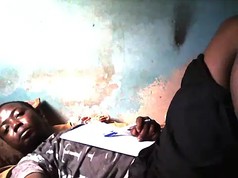 Snapshot of little__joy chatting on 03-10-25, 02:05 little  joy online show from 03-10-25, 02:05