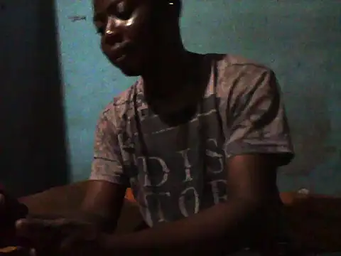 Snapshot of little__joy chatting on 09-15-25, 12:43 little  joy online show from 09-15-25, 12:43