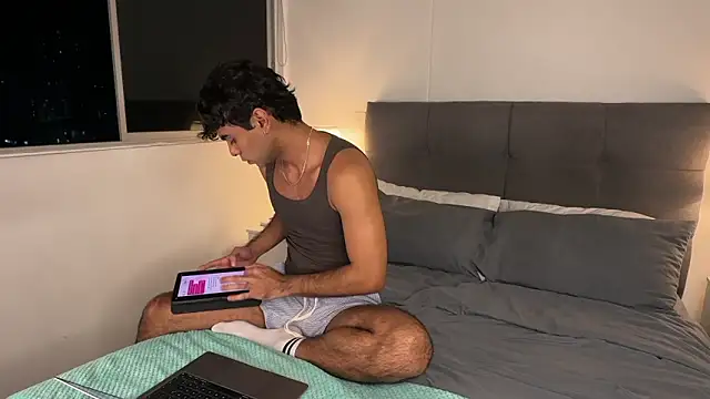 Snapshot of oliversstream chatting on 02-12-25, 02:45 oliversstream online show from 02-12-25, 02:45