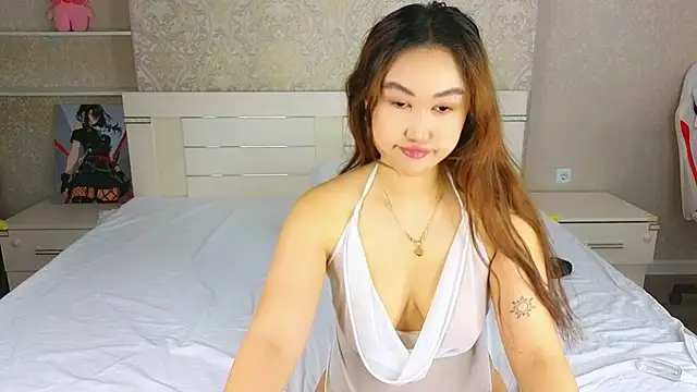 Diana Moon  online show from 12-15-25, 02:05