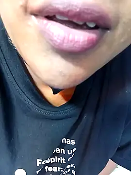 Snapshot of DISNI1997 chatting on 12-06-24, 07:56 DISNI1997 online show from 12-06-24, 07:56