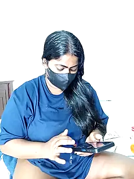 Snapshot of DISNI1997 chatting on 12-15-24, 04:18 DISNI1997 online show from 12-15-24, 04:18