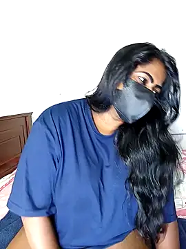 Snapshot of DISNI1997 chatting on 01-21-25, 04:37 DISNI1997 online show from 01-21-25, 04:37