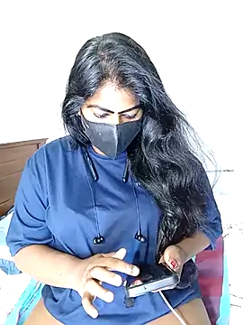 Snapshot of DISNI1997 chatting on 02-15-25, 02:33 DISNI1997 online show from 02-15-25, 02:33