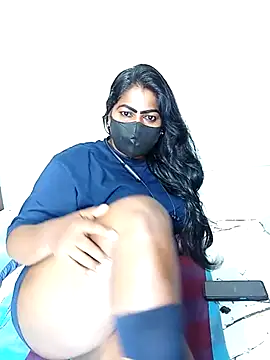 Snapshot of DISNI1997 chatting on 02-15-25, 05:39 DISNI1997 online show from 02-15-25, 05:39