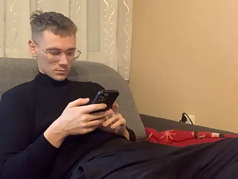 Honeeymaster online show from 12-22-25, 11:29