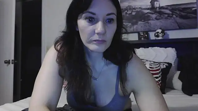 CrystalLakeXO online show from 02-10-25, 05:58