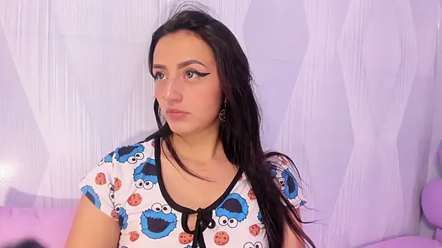 Snapshot of Lesly_sexy4u chatting on 04-11-26, 03:33 Lesly sexy4u online show from 04-11-26, 03:33