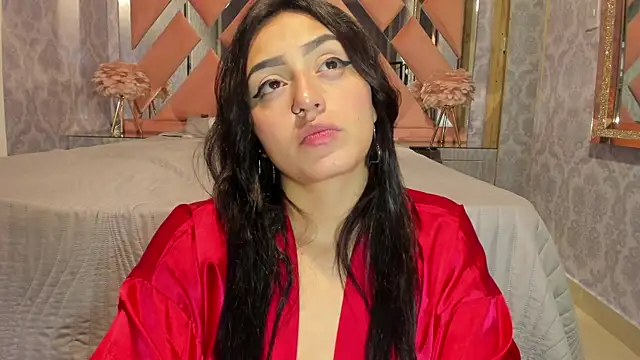 Snapshot of Lesly_sexy4u chatting on 05-16-26, 06:54 Lesly sexy4u online show from 05-16-26, 06:54