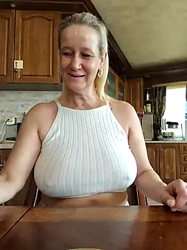 Lotus-blume1 online show from 11-10-25, 10:36