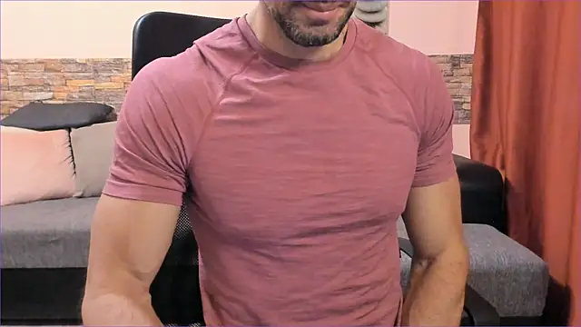 HotHunkTrainer online show from 09-18-25, 07:10