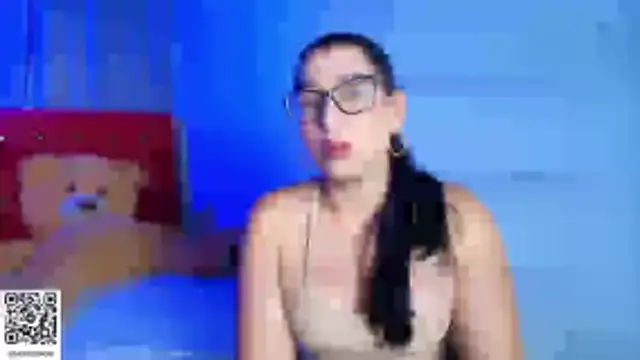 Snapshot of kathy_lorensss chatting on 11-05-25, 02:06 kathy lorensss online show from 11-05-25, 02:06