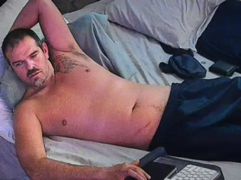 badboybrad11 online show from 02-23-25, 05:18