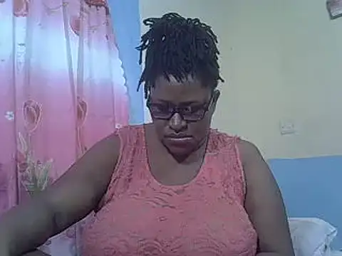 Snapshot of sexy_bigboobss chatting on 03-19-25, 10:00 sexy bigboobss online show from 03-19-25, 10:00