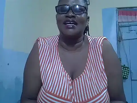 Snapshot of sexy_bigboobss chatting on 10-08-25, 07:17 sexy bigboobss online show from 10-08-25, 07:17