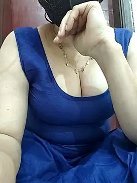 Snapshot of Anjel_Sadia chatting on 06-08-26, 01:55 Anjel Sadia online show from 06-08-26, 01:55