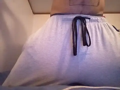 Xoc8  online show from 02-17-25, 04:59